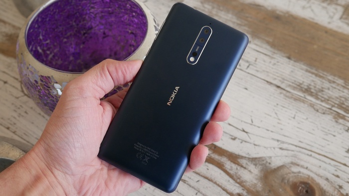 Nokia 8 Review