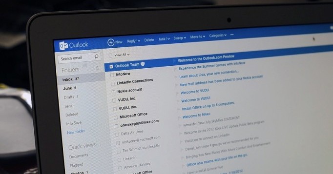Microsoft: Νέα υπηρεσία για πιο εύκολη μετάβαση από το Gmail στο Outlook.com