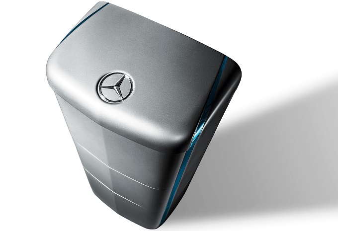 Η Mercedes-Benz στα χνάρια της Tesla, παρουσίασε μπαταρίες για το σπίτι