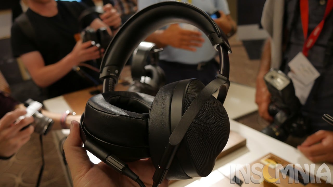 Η Sony αποκάλυψε τα εκπληκτικά ακουστικά MDR-Z1R των €2200 και τα δοκιμάσαμε