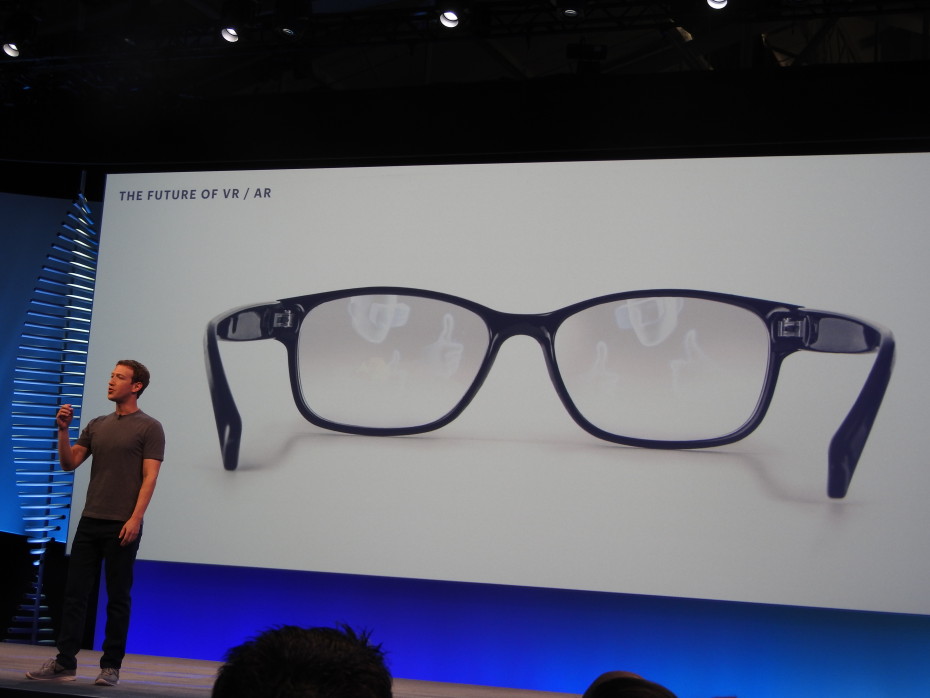 Zuckerberg: Στο μέλλον, οι συσκευές εικονικής και επαυξημένης πραγματικότητας θα μοιάζουν με γυαλιά οράσεως