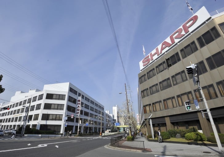 H Sharp θα επενδύσει $864 εκατομμύρια σε γραμμή παραγωγής οθονών OLED