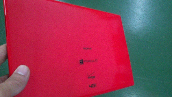 Nokia Sirius: Ένα 10.1' ιντσών Windows RT tablet που μοιάζει με Lumia