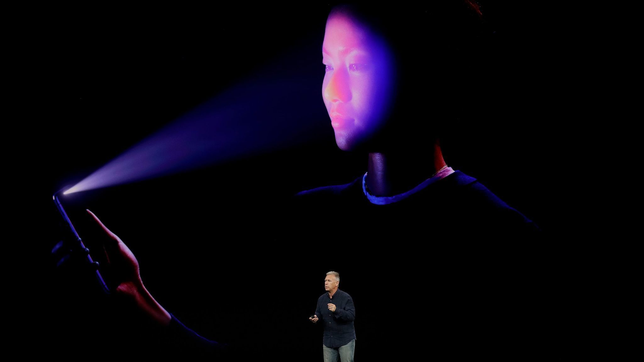 Διαμάχη Apple-Bloomberg για δήθεν εσκεμμένη υποβάθμιση της ακρίβειας του Face ID
