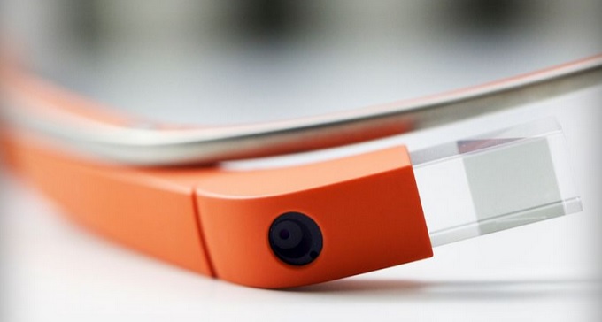 Τα νέα Google Glass θα βασίζονται σε επεξεργαστή της Intel