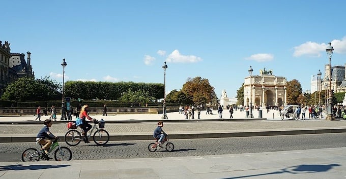 Το Παρίσι οραματίζεται έναν κόσμο χωρίς αυτοκίνητα