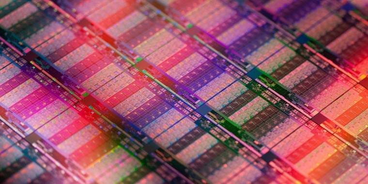 Με τους επεξεργαστές Coffee Lake, η Intel φέρνει τους έξι πυρήνες στις μάζες