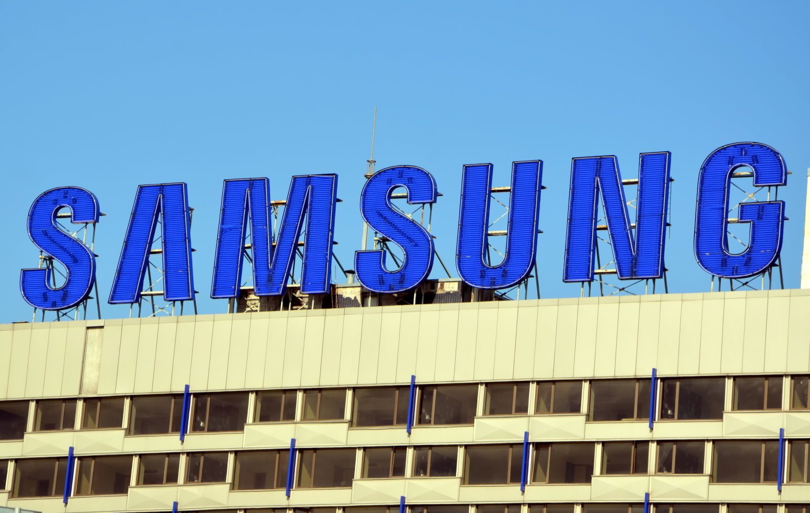 Η Samsung δημιουργεί νέο κέντρο ερευνών που σχετίζεται με τη Τεχνητή Νοημοσύνη