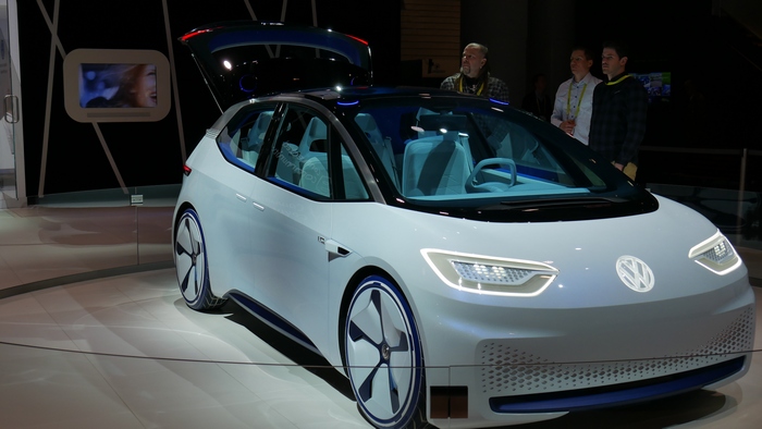 Στόχος της Volkswagen να ξεπεράσει την Tesla σε πωλήσεις ηλεκτροκίνητων Ι.Χ.