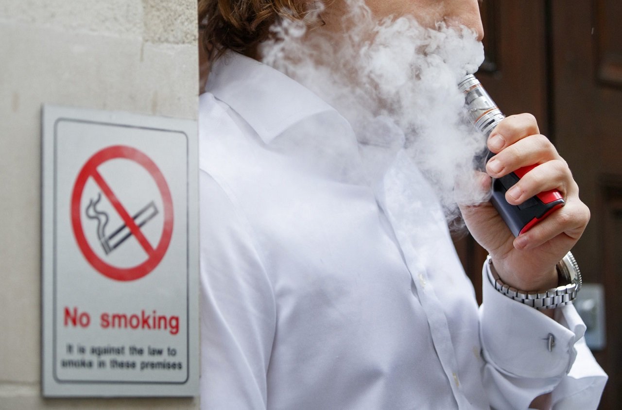 Σύμφωνα με νέα μελέτη και το ηλεκτρονικό τσιγάρο μπορεί να προκαλέσει καρκίνο