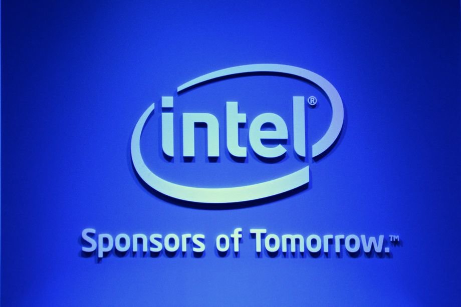 Η Intel διανέμει “Spectre updates” για τους 7ης και 8ης γενιάς επεξεργαστές Core