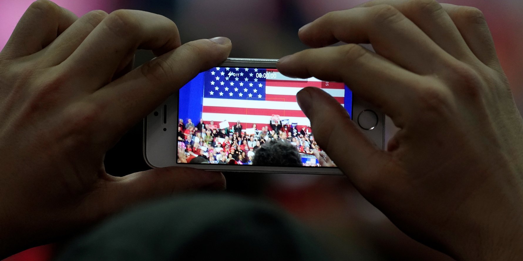 Cambridge Analytica:  Υφαρπαγή δεδομένων 50 εκατ.  Αμερικανών χρηστών για «στοχευμένες» πολιτικές διαφημίσεις στις εκλογές στις ΗΠΑ