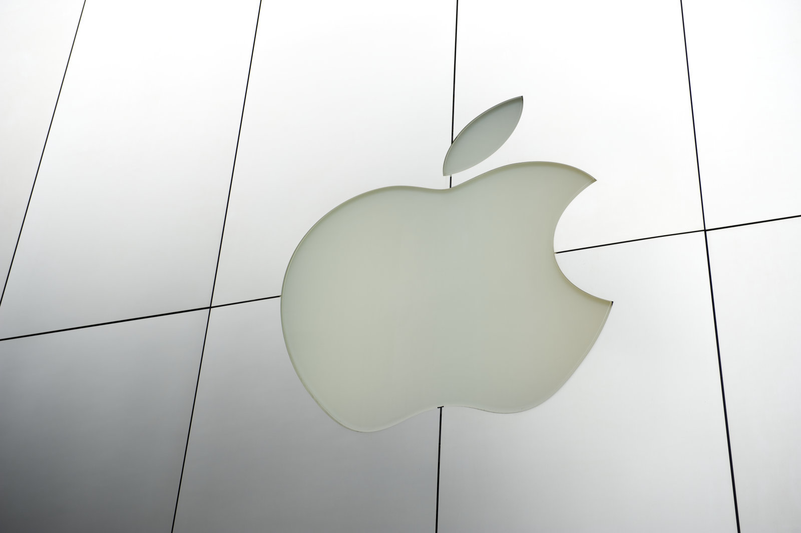 €1,5 δισεκατομμύριο η πρώτη πληρωμή της Apple στην Ιρλανδία για διαφυγόντες φόρους