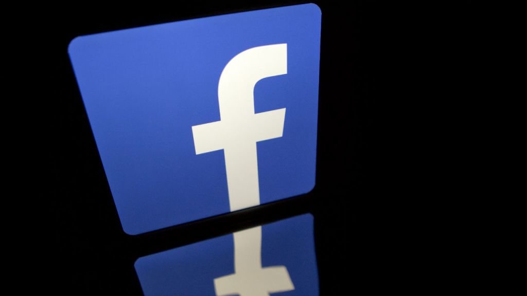 Το Facebook «κατέβασε» 200 εφαρμογές λόγω πιθανά αθέμιτης διαχείρισης των προσωπικών δεδομένων