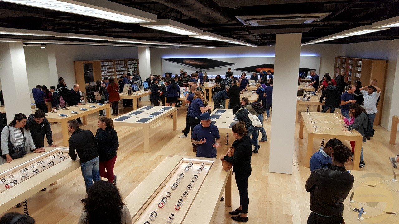 Διαρροή επίσημων φωτογραφιών των iPhone XS και του Apple Watch 4