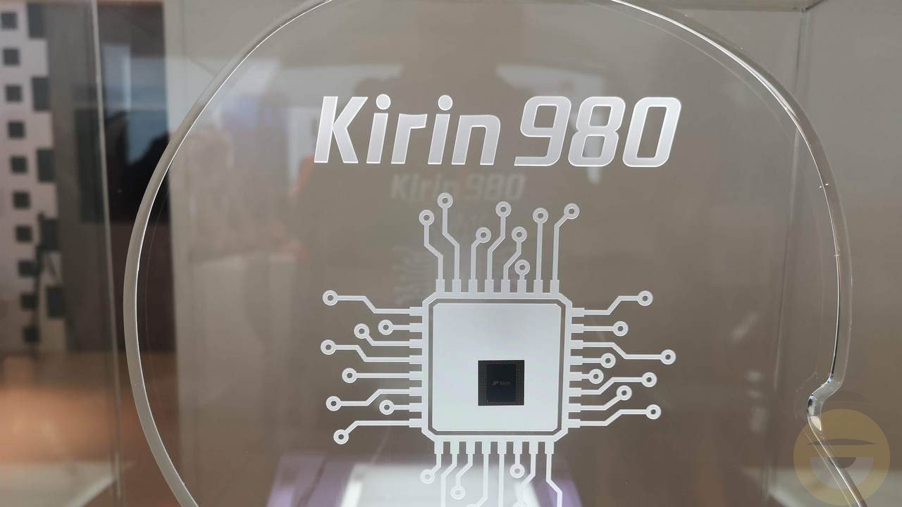 Περισσότερες πληροφορίες για "To Kirin-ικό όπλο της Huawei απειλεί τον Snapdragon"