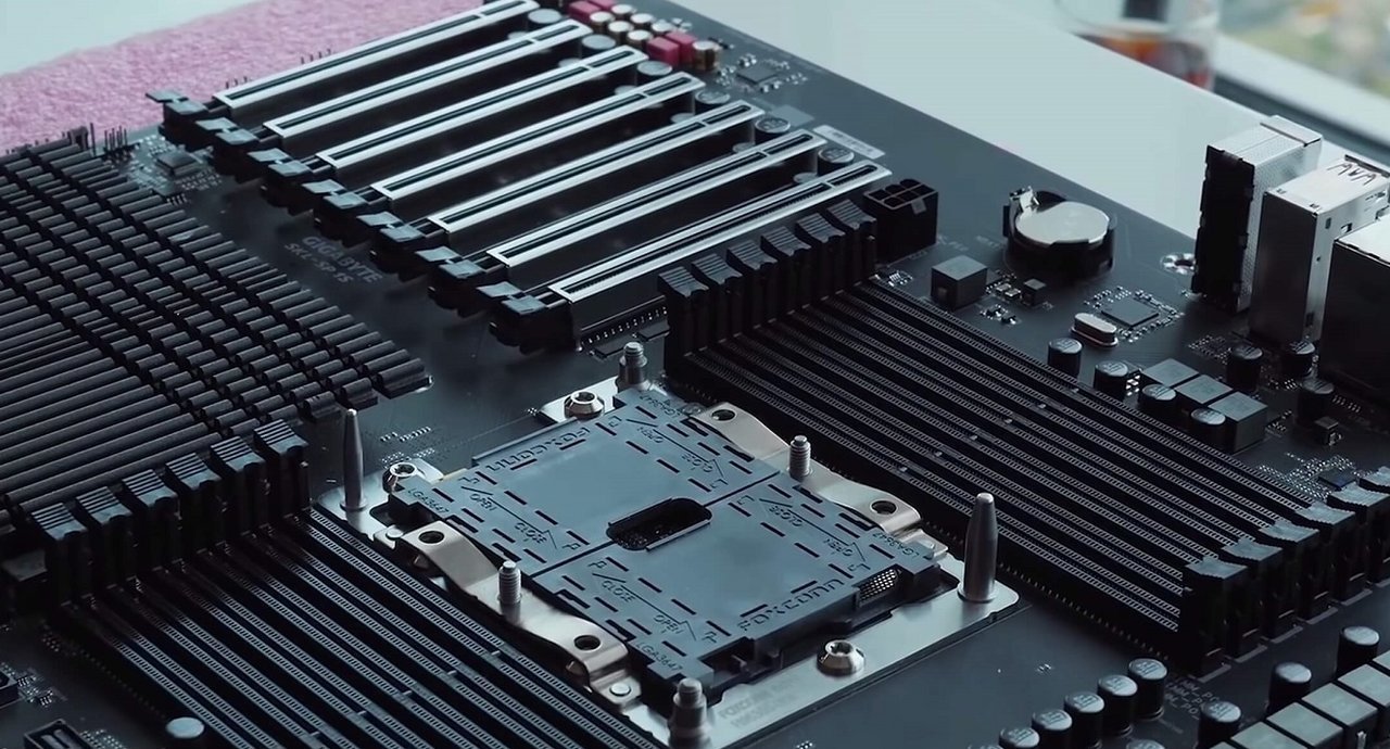 Η Intel ετοιμάζει την αντεπίθεση της στην κατηγορία HEDT με 28-core Skylake-X CPU και X599 Express chipset