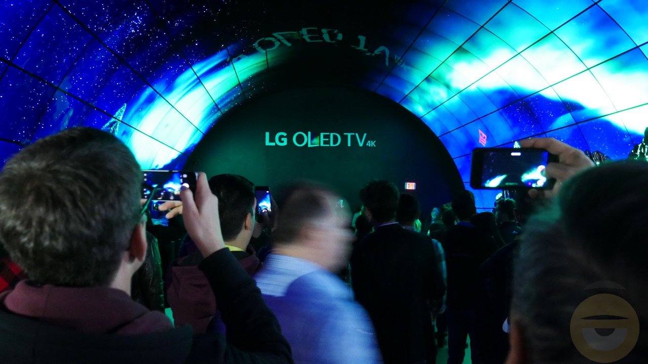 Στην έκθεση CES 2019 θα παρουσιαστεί «rollable OLED TV» από την LG