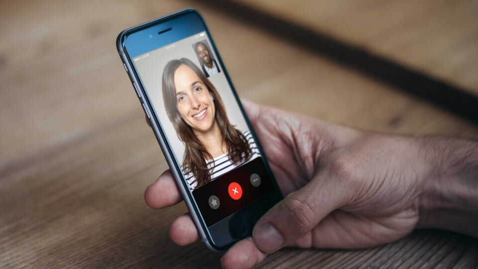 Σοβαρό bug επιτρέπει σε χρήστες iPhone να κρυφακούν άλλους μέσω FaceTime