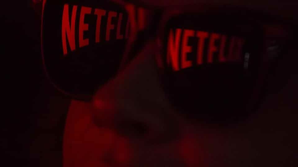 Σε αυξήσεις τιμών των συνδρομητικών του πακέτων προχωράει το Netflix στις ΗΠΑ