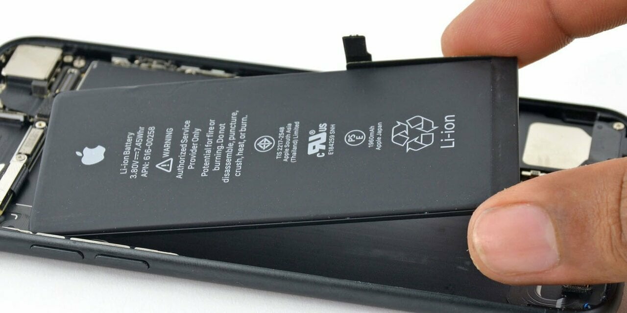 Η Apple αντικατέστησε 11 εκ. μπαταρίες iPhone ύστερα από το σκάνδαλο του «slowdown»
