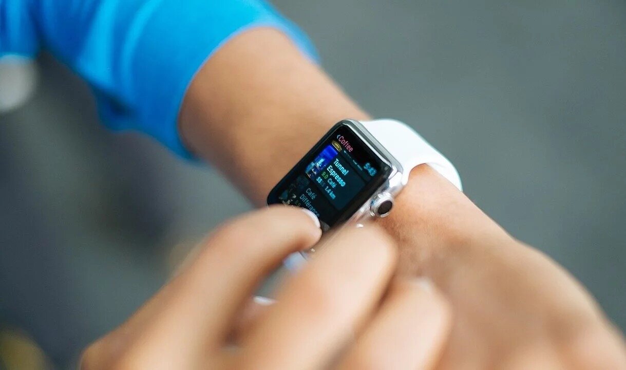Η αγορά smartwatch γνώρισε ανάπτυξη σε επίπεδα ρεκόρ το 2018, και η Apple κατέχει μερίδιο 50%