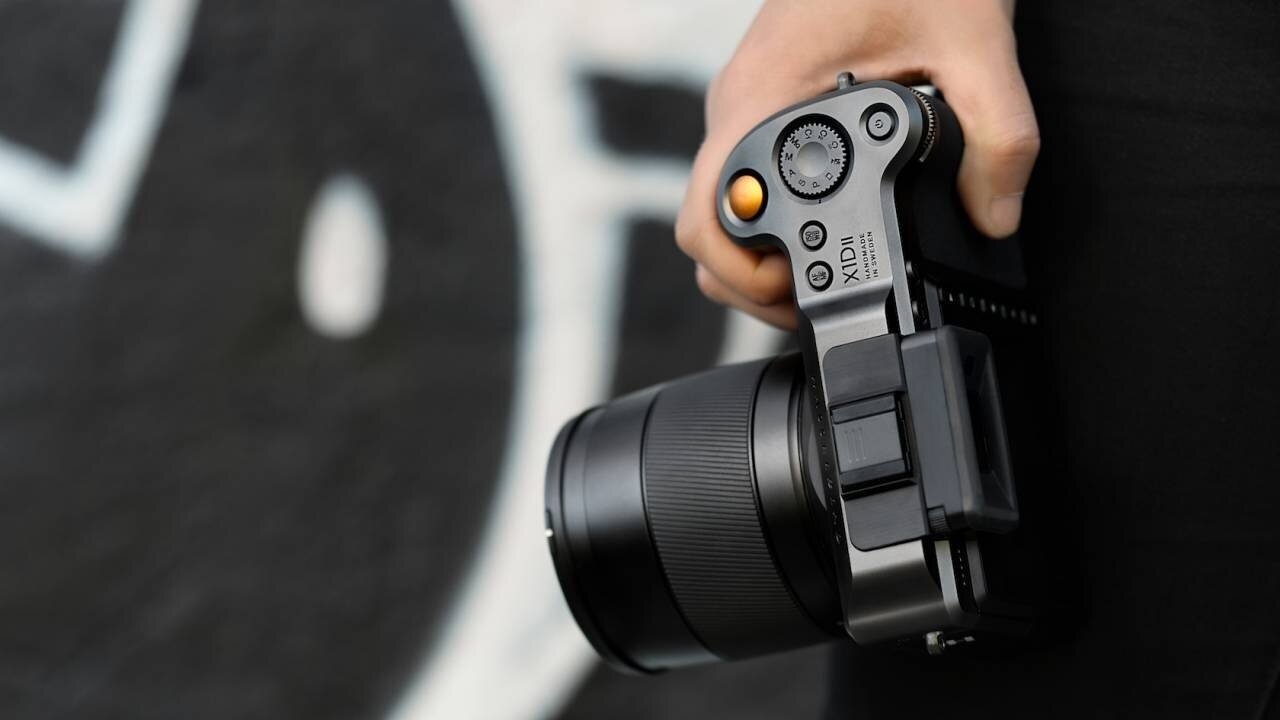 Η X1D-II είναι η φθηνότερη και ταχύτερη mirrorless κάμερα medium format της Hasselblad
