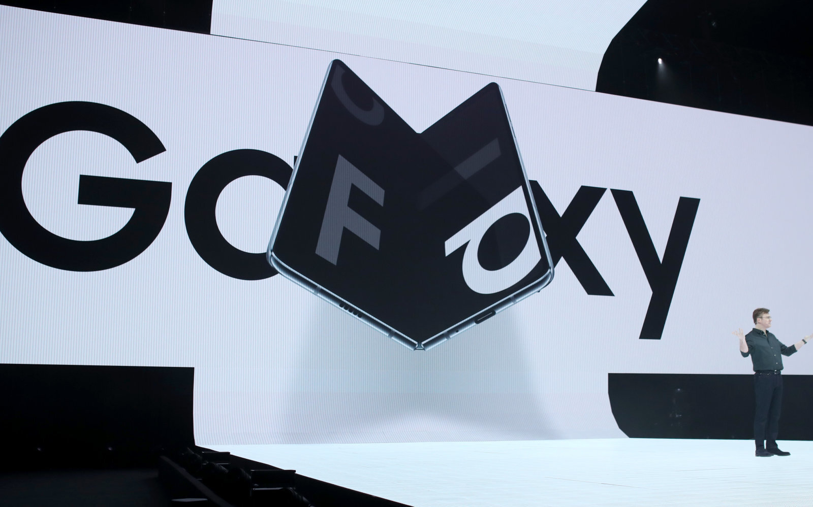 Ολοκληρώθηκε ο ανασχεδιασμός του Galaxy Fold από την Samsung