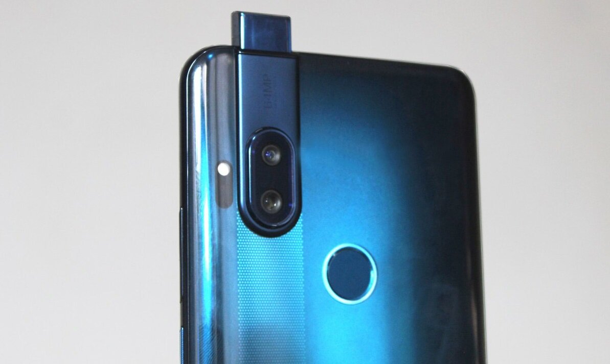 Το πρώτο smartphone με pop-up selfie camera της Motorola ονομάζεται One Hyper