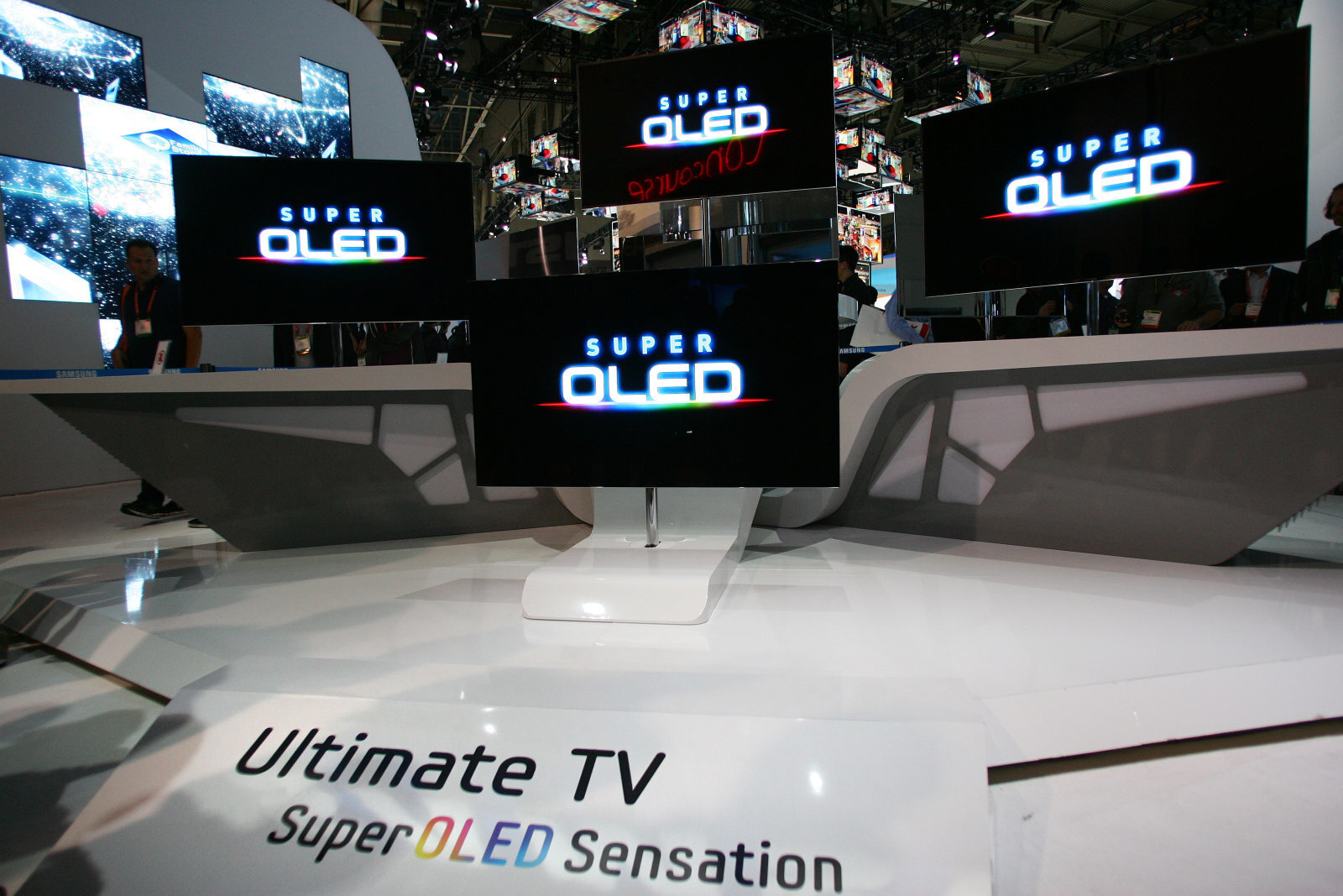 Περισσότερες πληροφορίες για "Η Samsung επενδύει περισσότερα στην τεχνολογία τηλεοράσεων QD-OLED"