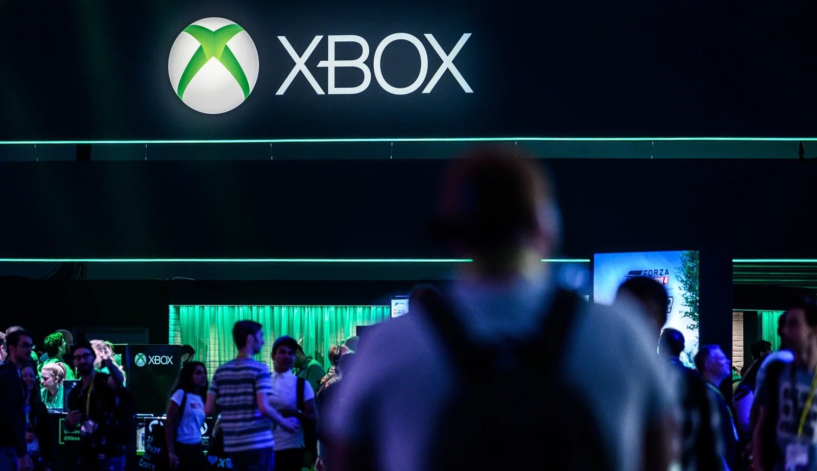 Η Microsoft σχεδιάζει να λανσάρει τελικά και ένα δεύτερο, πιο οικονομικό Xbox νέας γενιάς
