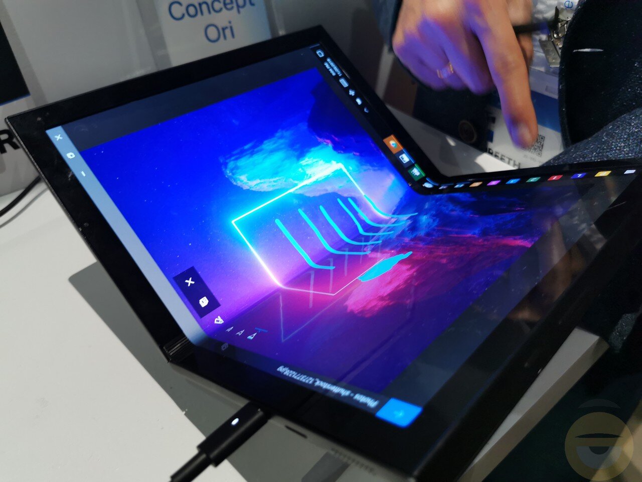 Dell «Concept Ori»: Windows PC με αναδιπλούμενη οθόνη