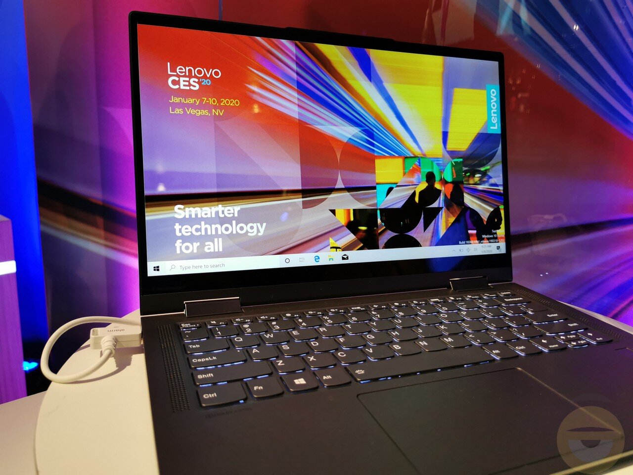 Η Lenovo παρουσιάζει το πρώτο 5G laptop στον κόσμο