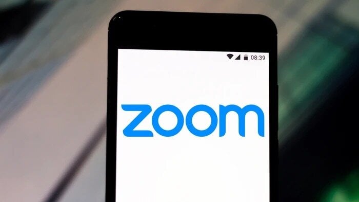 Η εφαρμογή του Zoom στο iOS στέλνει δεδομένα στο Facebook χωρίς τη συγκατάθεση του χρήστη