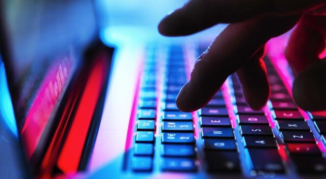 Hackers πωλούν στο dark web πάνω από 73 εκατομμύρια κλεμμένα αρχεία χρηστών