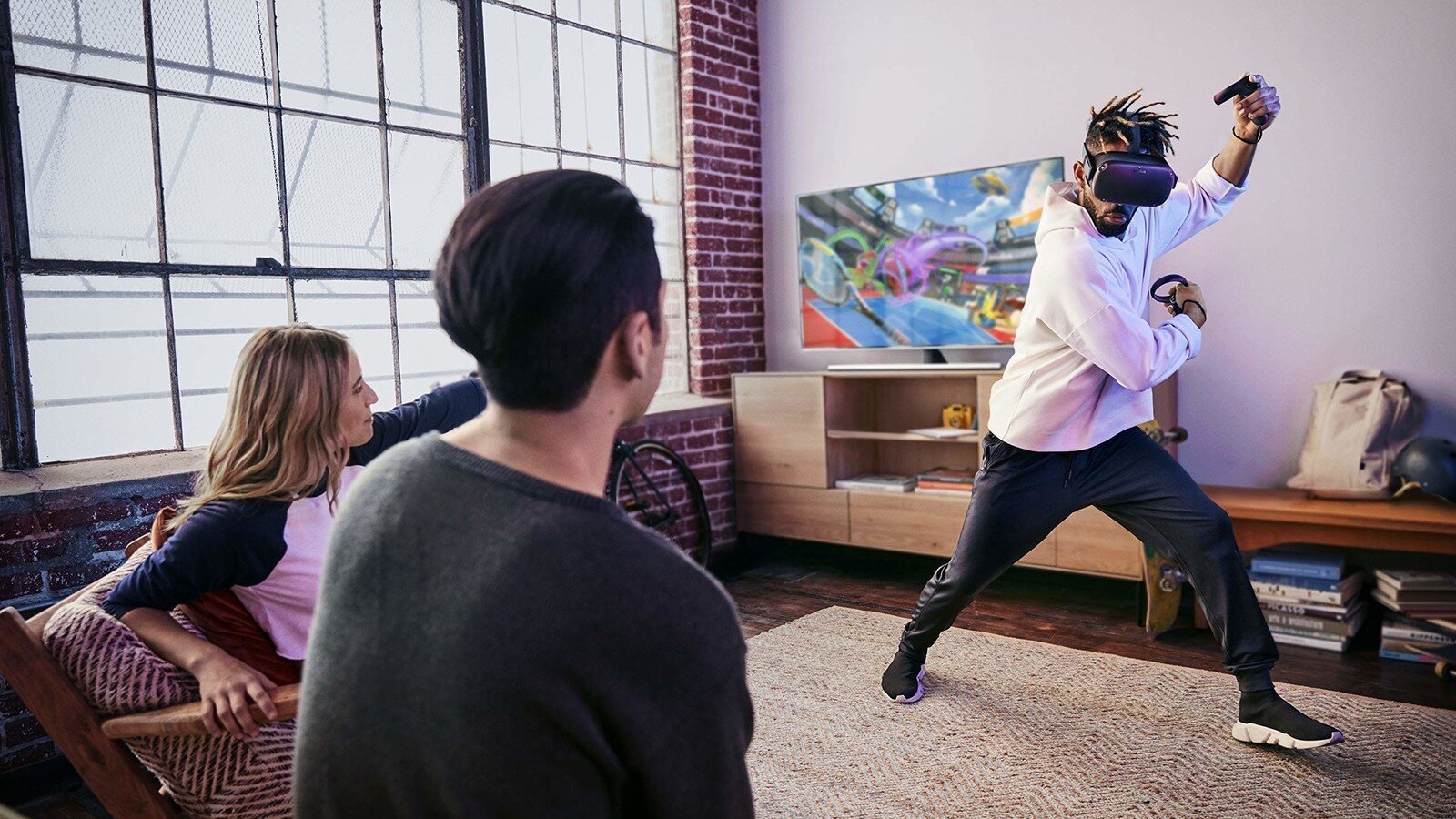 Η Oculus αναπτύσσει ένα νέο, ελαφρύτερο και ταχύτερο Quest VR headset