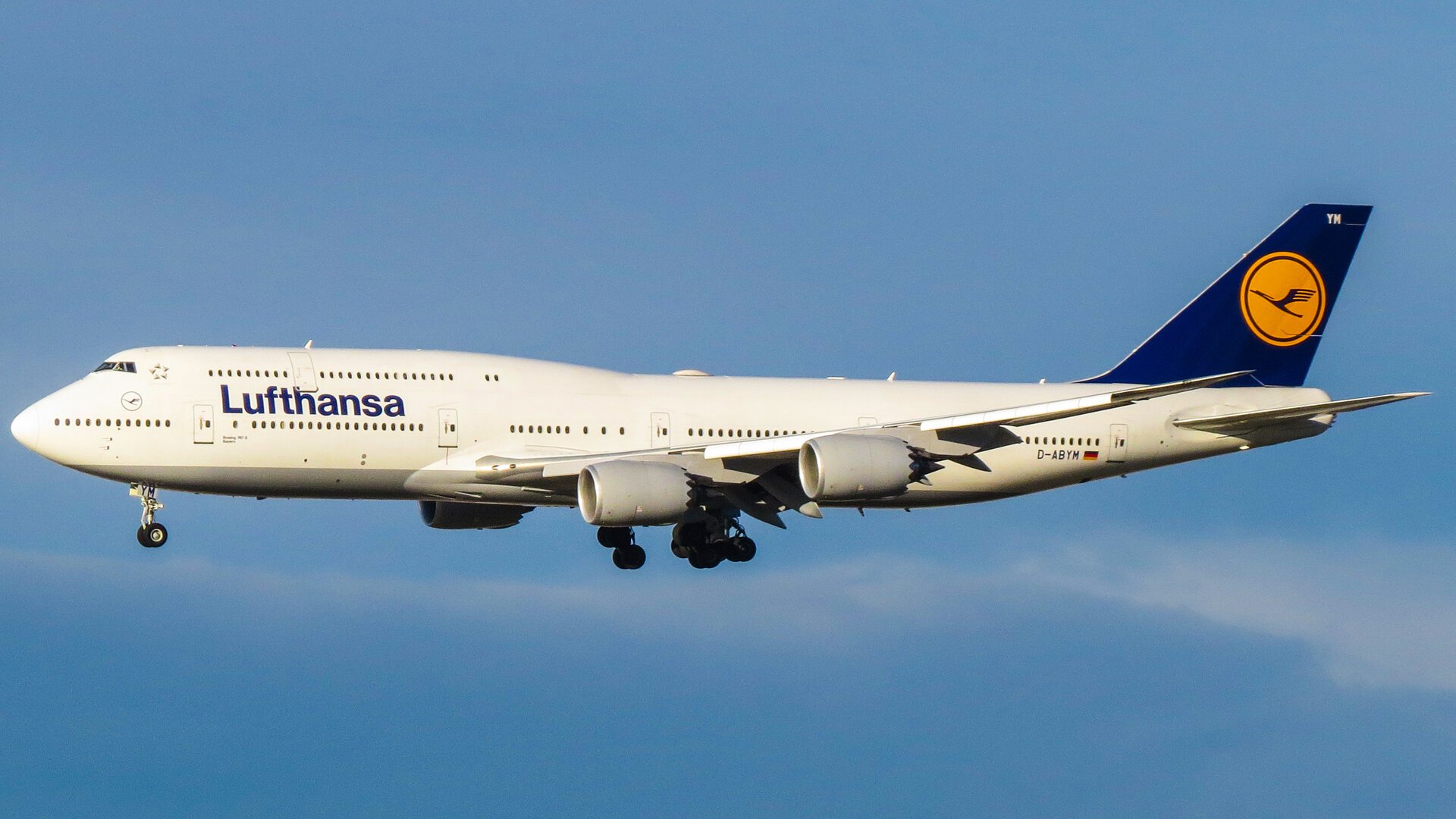 Φήμες θέλουν τη Boeing να σταματά την παραγωγή των 747