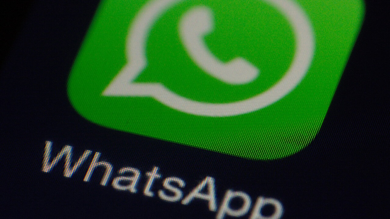 Έρχονται QR code και κινούμενα αυτοκόλλητα στο WhatsApp