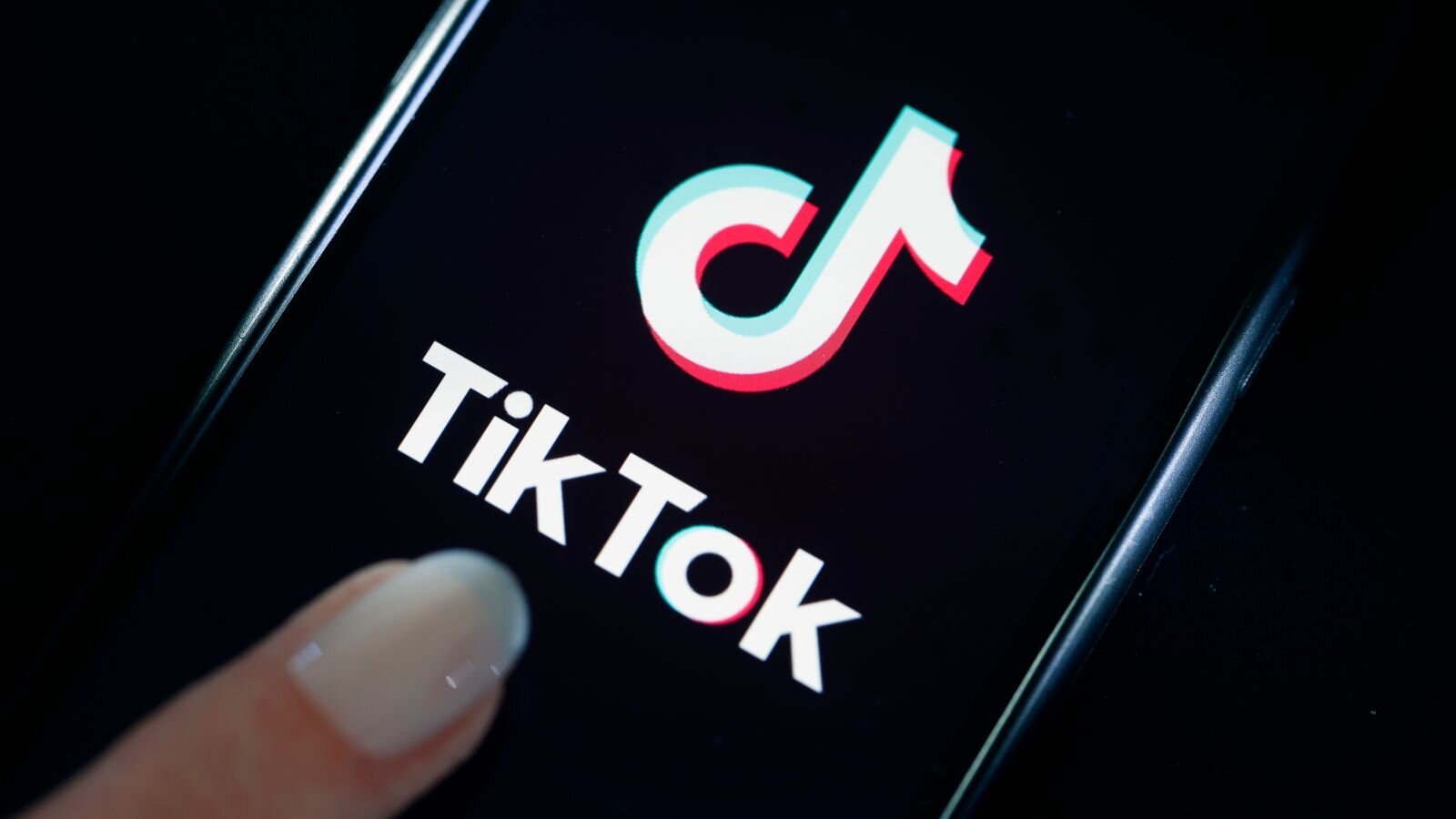 Ο Trump θέλει να «τελειώσει» το TikTok από τις ΗΠΑ και η Microsoft να το εξαγοράσει