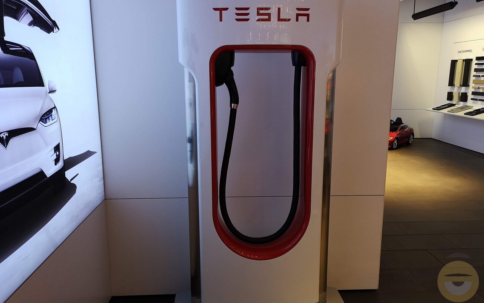 Ελάττωμα στους φορτιστές Tesla Supercharger, επιτρέπει τη δωρεάν φόρτιση αυτοκινήτων άλλων κατασκευαστών