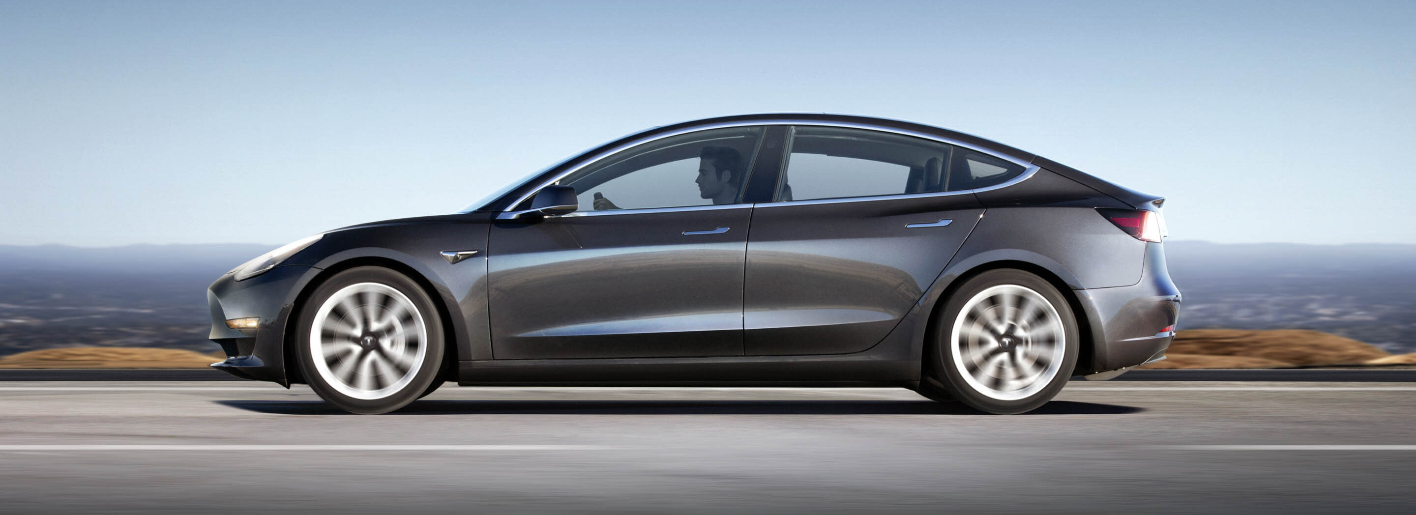 Tesla Model 3: Μέτρια βαθμολογία λόγω ανεπαρκούς αλληλεπίδρασης με τον οδηγό, σε σχετικές δοκιμές