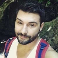 Nikos2204