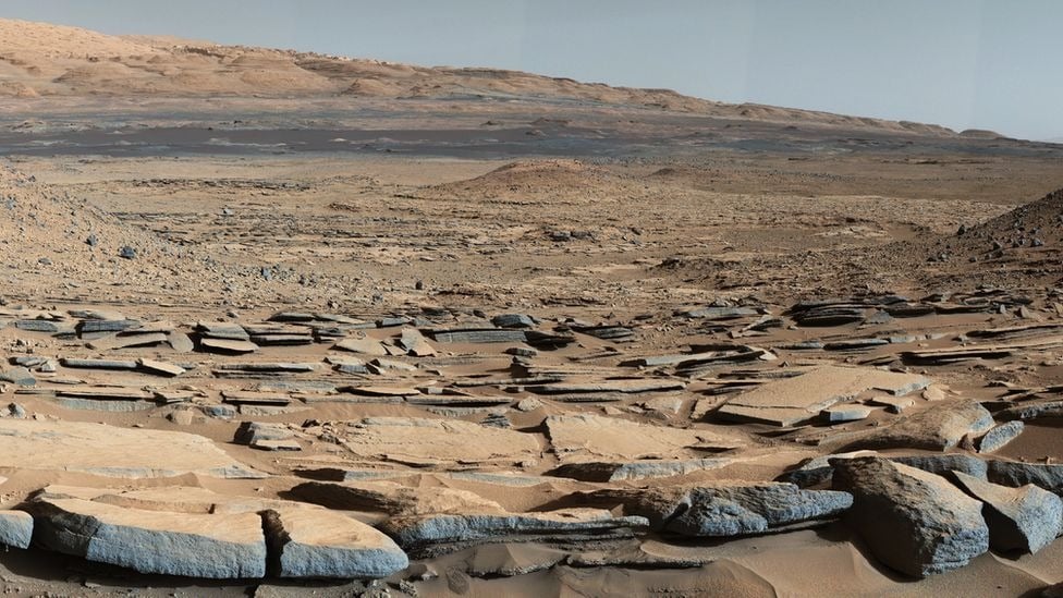 Τεράστιες ποσότητες νερού ενδέχεται να παραμένουν εγκλωβισμένες στον Άρη