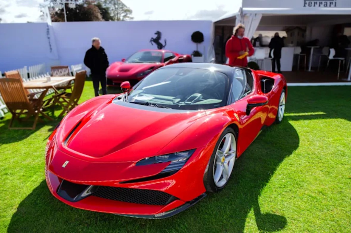 Ηλεκτρική Ferrari υπόσχεται ο CEO της εταιρείας το 2025