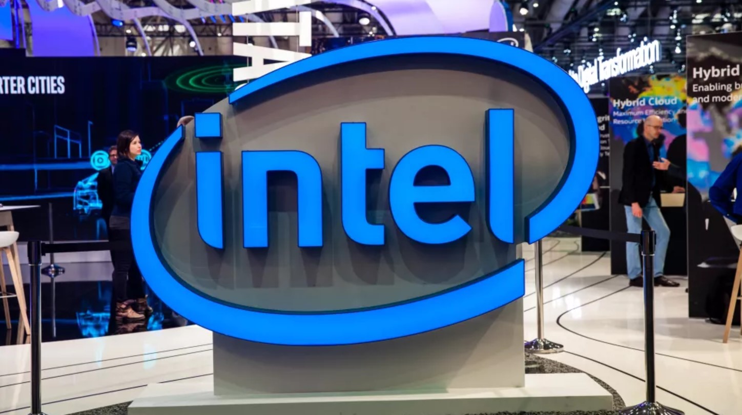 Ρεκόρ αποστολών για την Intel σε επεξεργαστές laptop