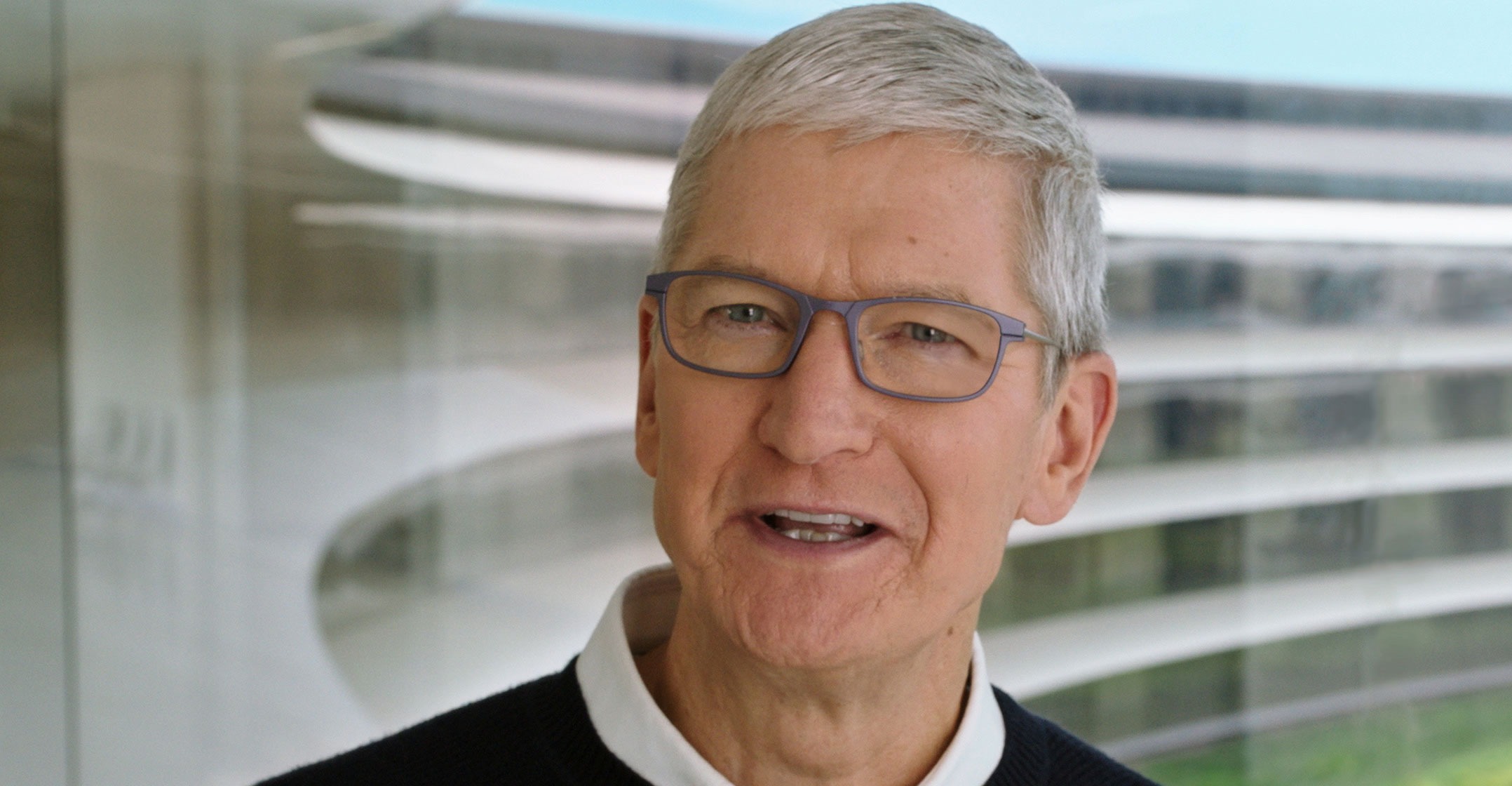 Αύξηση εσόδων της τάξης του 54% ανακοίνωσε η Apple