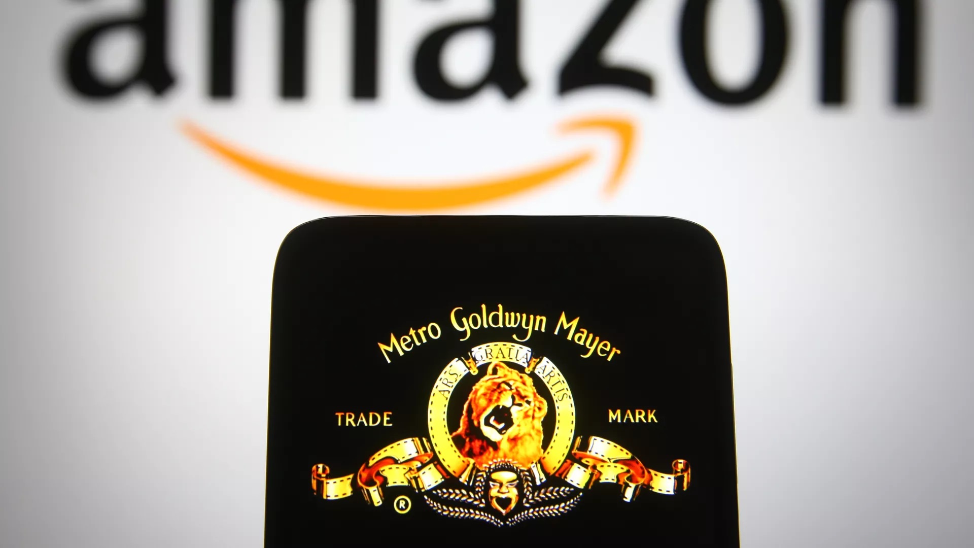 Η Amazon εξαγόρασε την MGM έναντι $8,45 δισεκατομμυρίων
