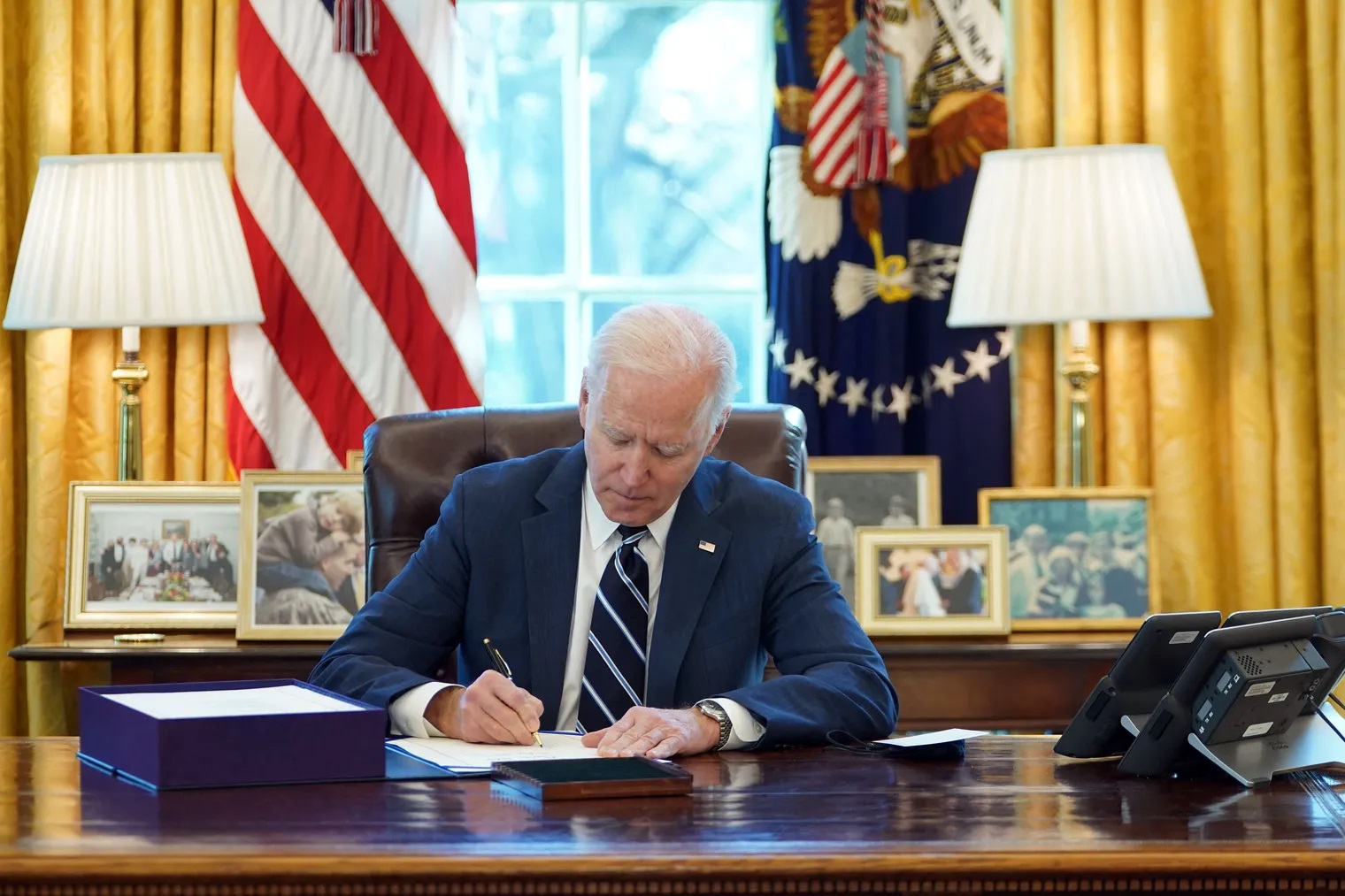 Ο Πρόεδρος των ΗΠΑ, Joe Biden ανακαλεί τις απαγορεύσεις στα TikTok και WeChat του Donald Trump
