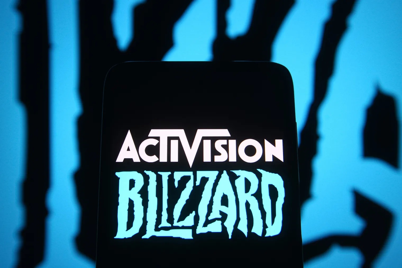 Αγωγή στην Activision Blizzard επειδή συντηρούσε μία κουλτούρα σεξουαλικής παρενόχλησης και φυλετικών διακρίσεων