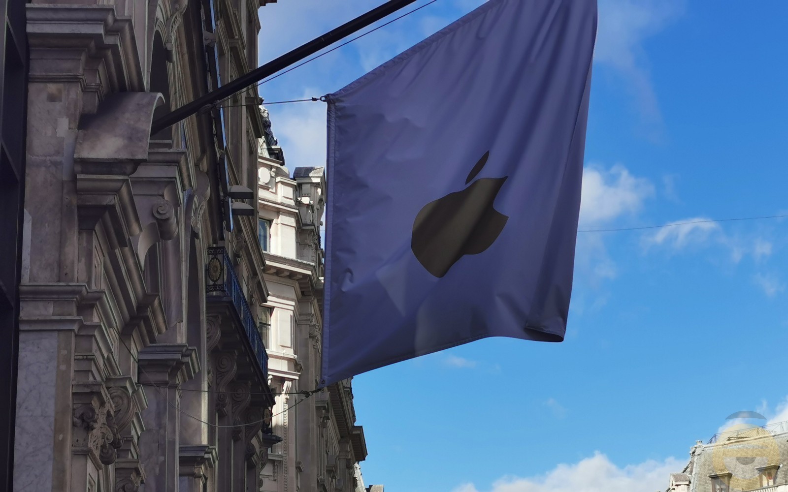 Η Apple δημιούργησε θυγατρική στην Ελλάδα
